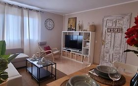 Appartamento Bouganville Con Terrazza E Piscina